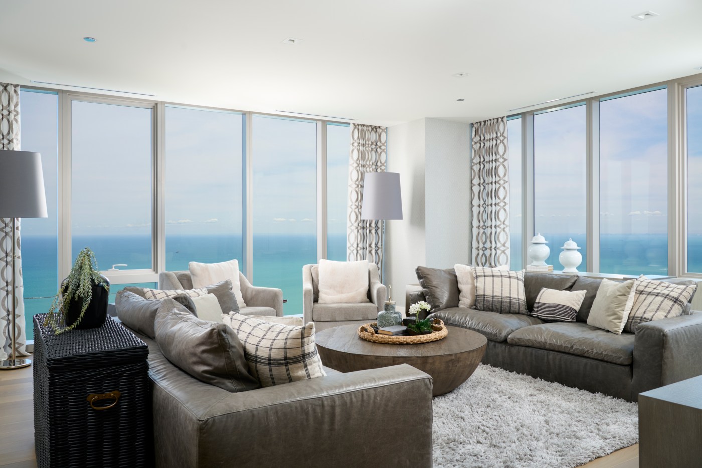 luxury-loop-home-with-terrace-listed-for-6m-take-a-look-now-