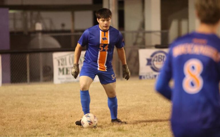 maclay-dominates-branford-8-0-in-urgent-quarterfinal-showdown