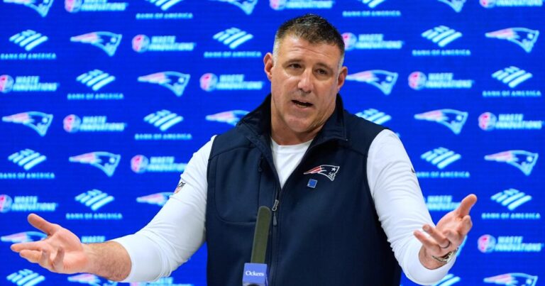 mike-vrabel-aims-for-super-bowl-glory-as-player-and-coach