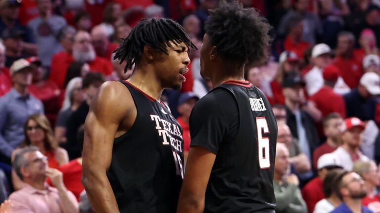 no-1-arizona-shocked-by-texas-tech-in-overtime-78-75