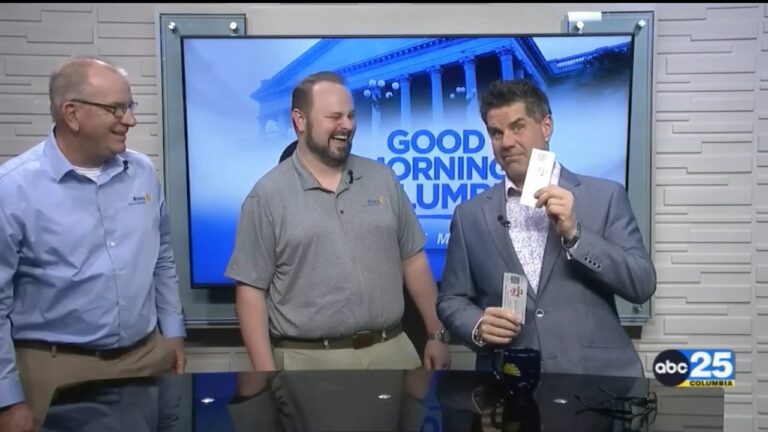 rotary-club-of-lexington-hosts-fundraiser-for-scholarships