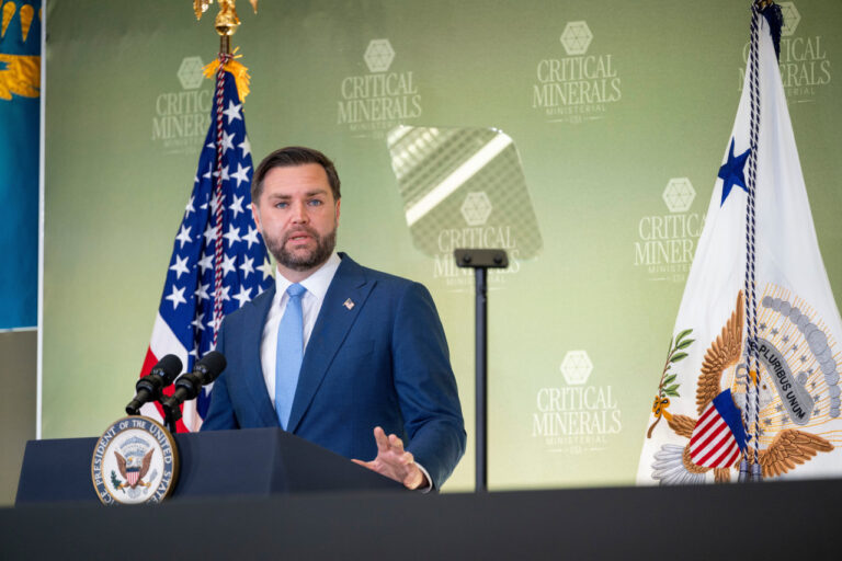 u-s-forms-alliances-with-mexico-eu-and-japan-to-challenge-china-s-mineral-dominance