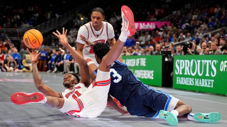 big-12-switches-to-hardwood-courts-mid-tournament-after-slips