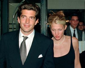 discover-carolyn-bessette-kennedy-s-timeless-style-at-new-york-exhibit