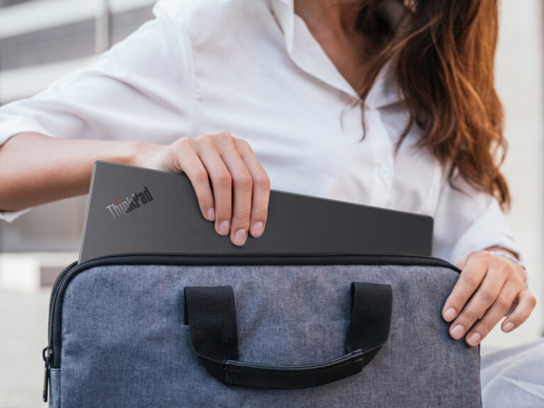 lenovo-unveils-thinkpad-2-in-1-with-up-to-64-gb-ram-launching-soon