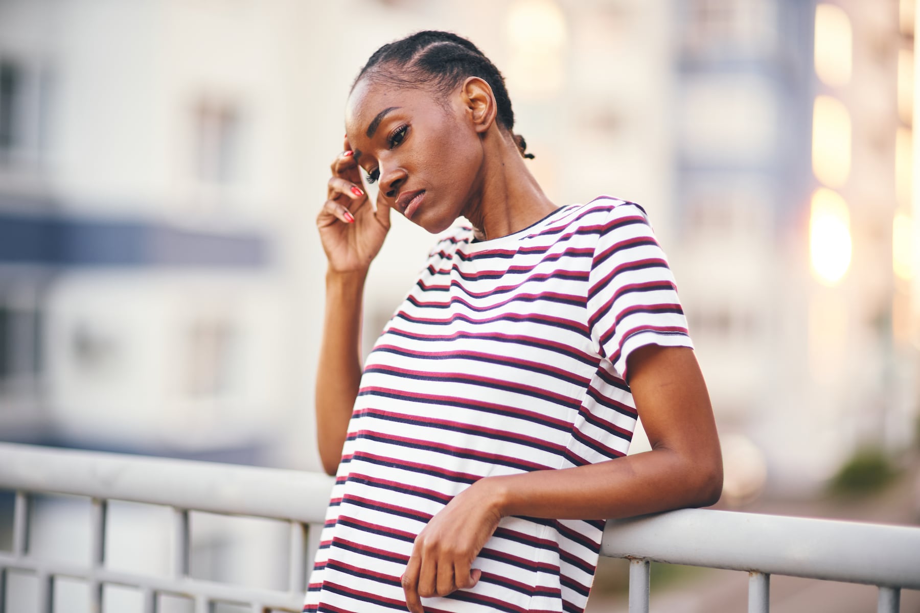 newcomer-struggles-with-loneliness-and-finding-friends-in-new-town