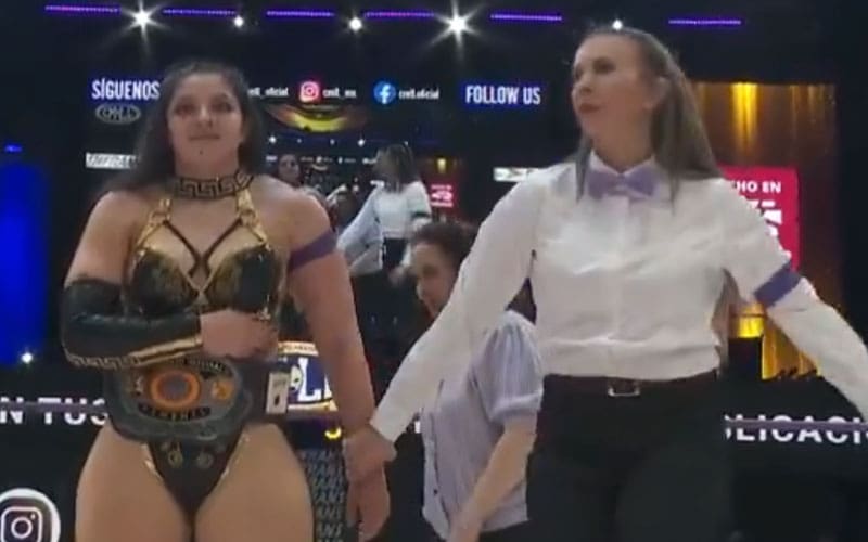 persephone-stuns-mercedes-mone-to-claim-cmll-women-s-title