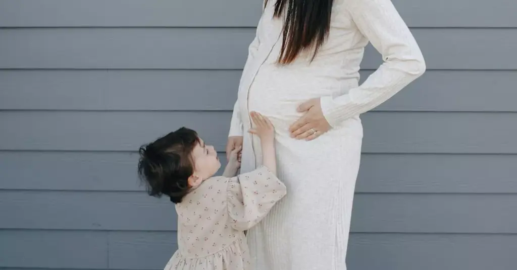 research-reveals-second-pregnancy-reshapes-women-s-brains